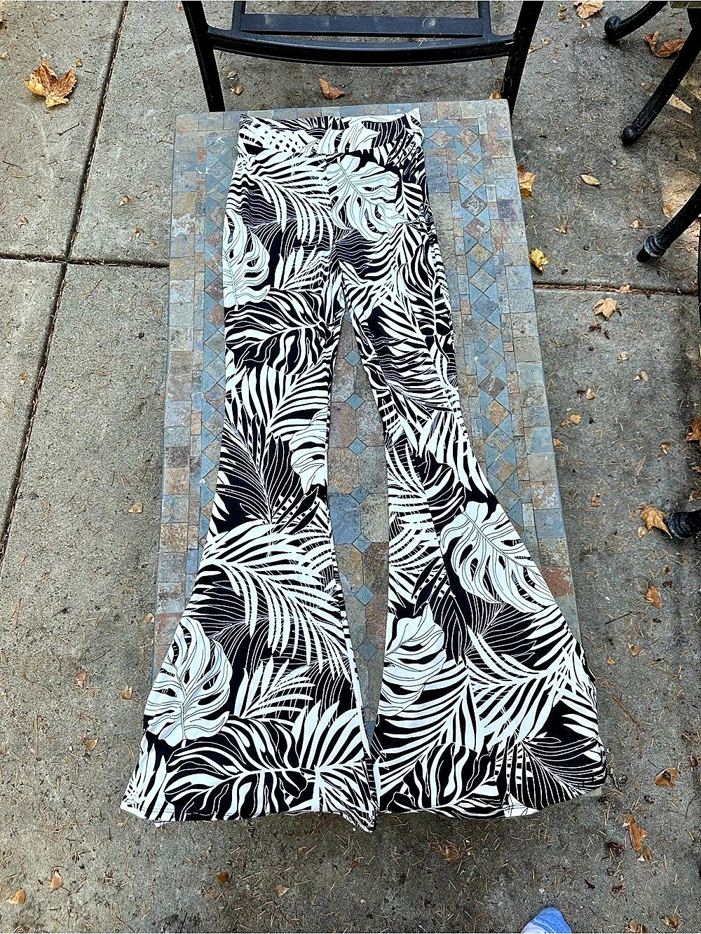 Flare or bell bottom Pants in Black & White Size small; never worn